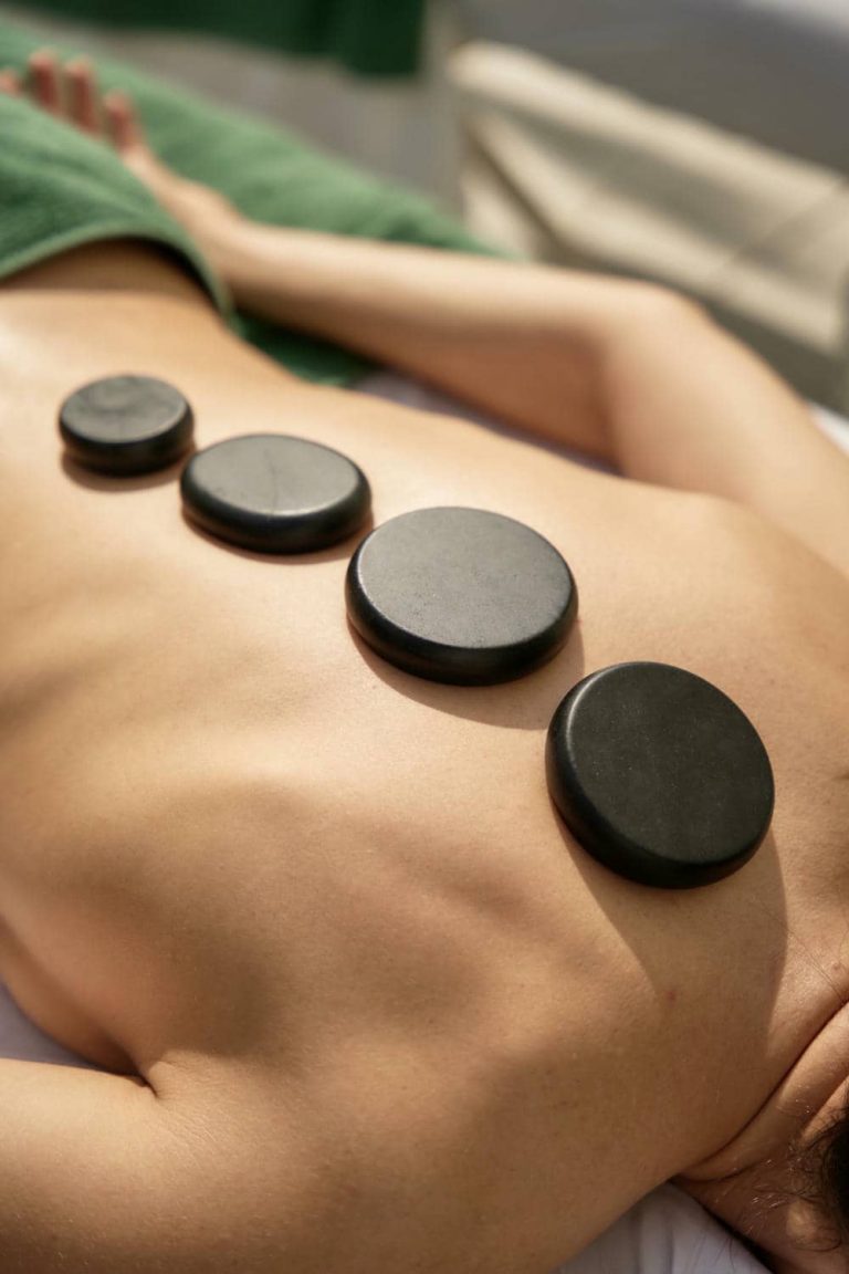 Simple Strategies to Unwind After a Long Day in the City – Relaxing Massage At Home Dubai